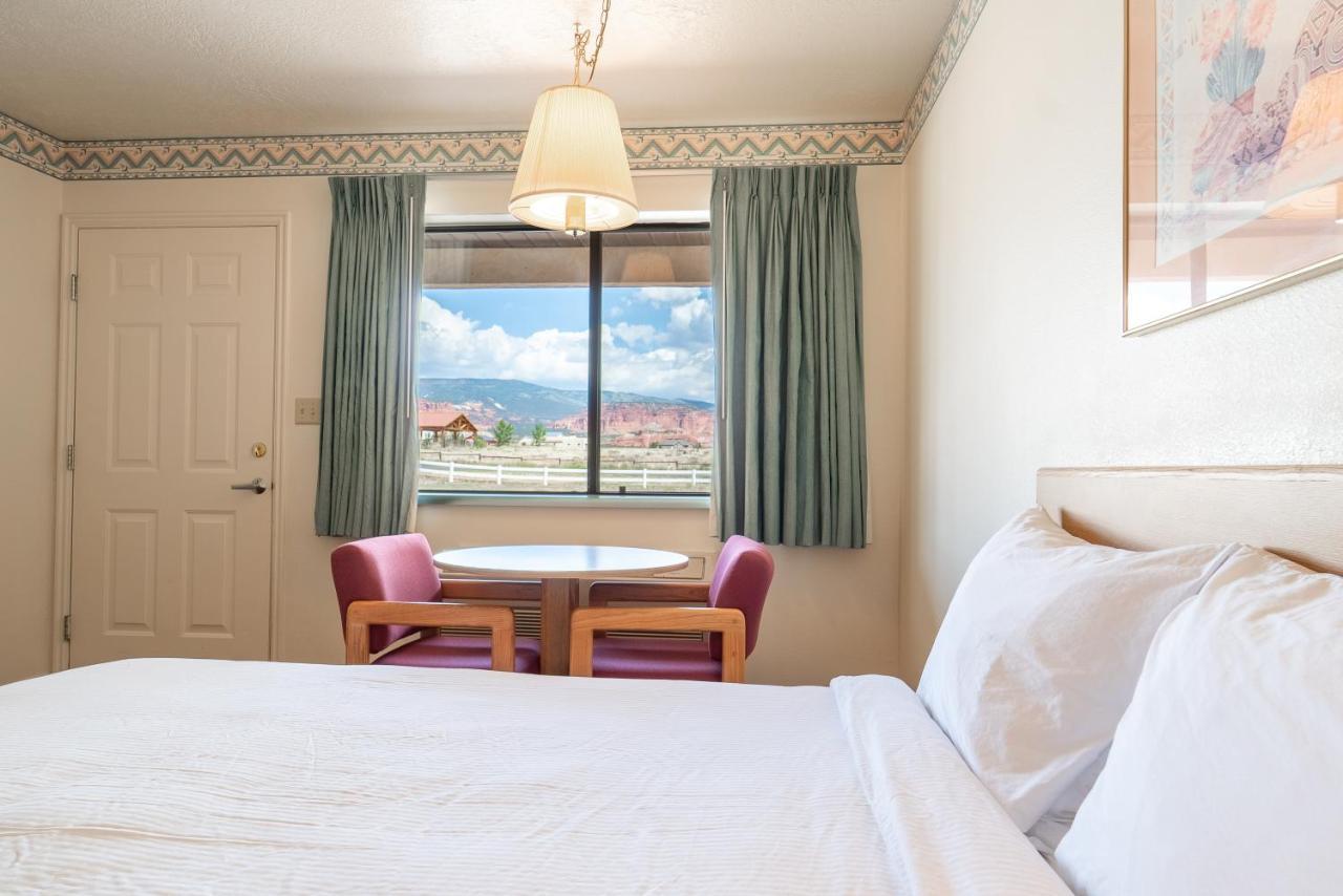 Motel Torrey Εξωτερικό φωτογραφία