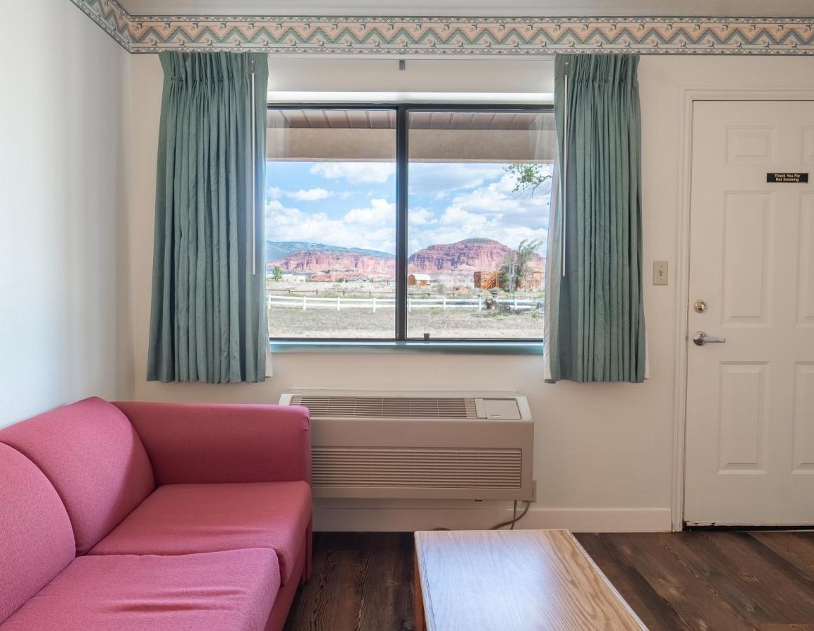Motel Torrey Εξωτερικό φωτογραφία